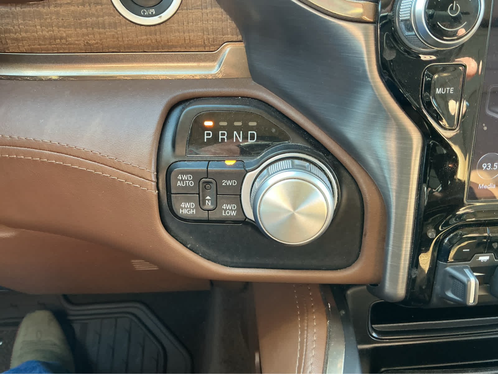 Used 2020 Walnut Brown Metallic Clearcoat Ram Longhorn image 29