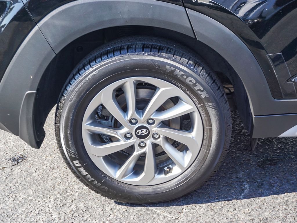 Used 2018 Black Hyundai SEL image 9