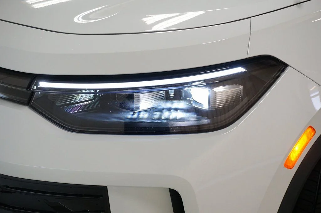 New 2026 White/off-white Volkswagen 2.0T S image 29