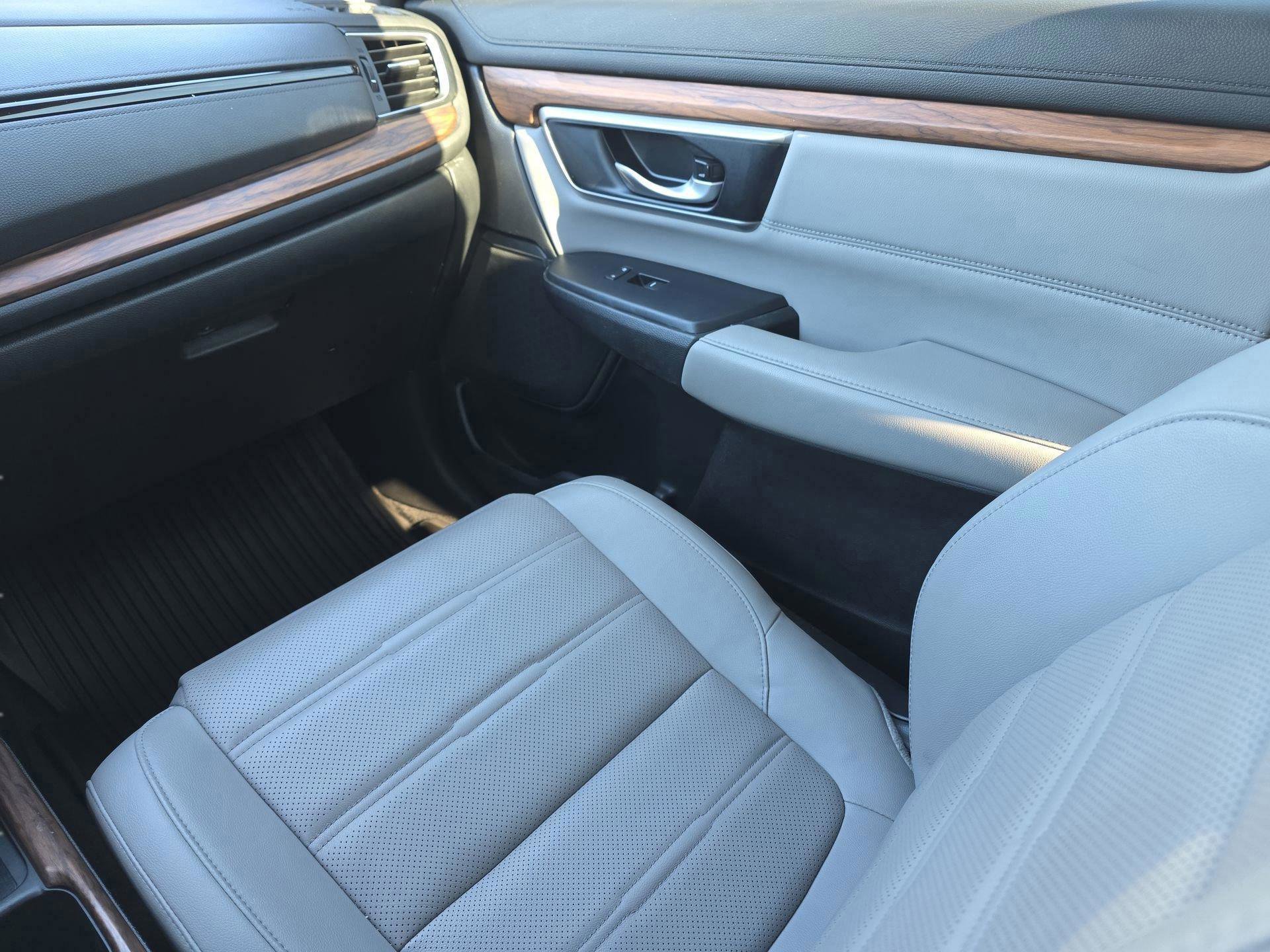 Used 2022 Blue Honda Touring image 12