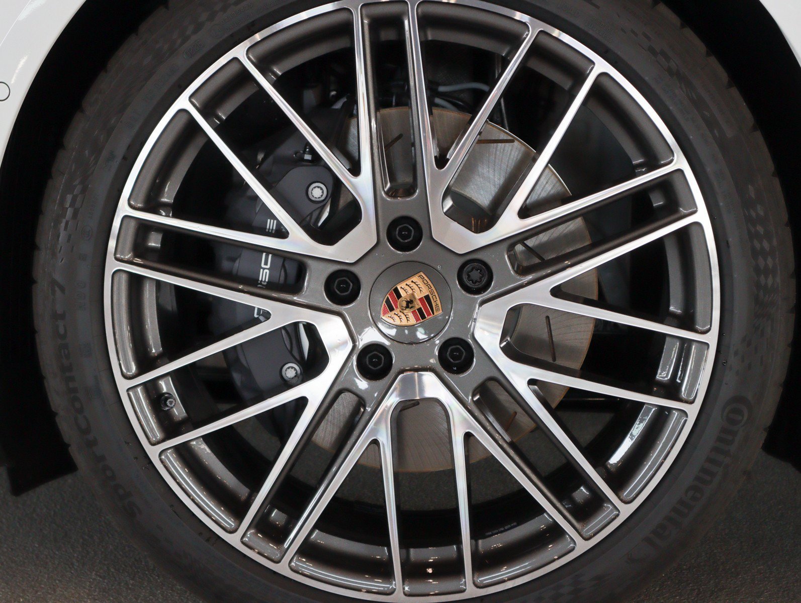 New 2026 Carrara White Metallic Porsche 4 image 13
