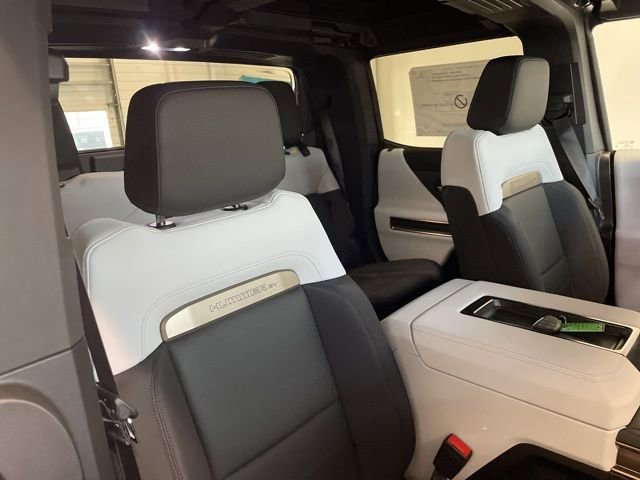2025 GMC HUMMER EV 2X - Photo 38