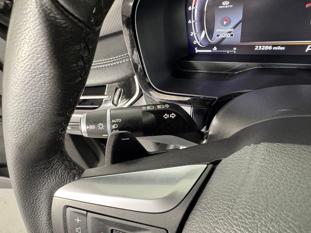 Used 2023 Mineral Black INFINITI LUXE image 17