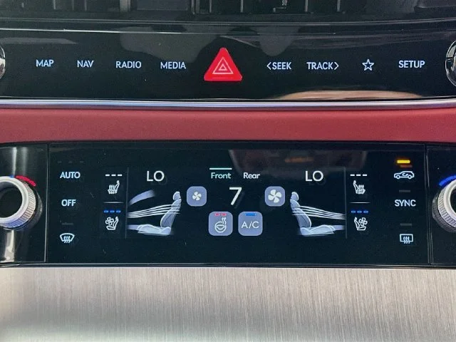 New 2027 Blue Genesis 2.5T Sport Prestige image 19