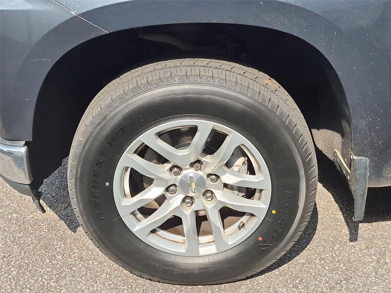 Used 2019 Shadow Gray Metallic Chevrolet LT image 10