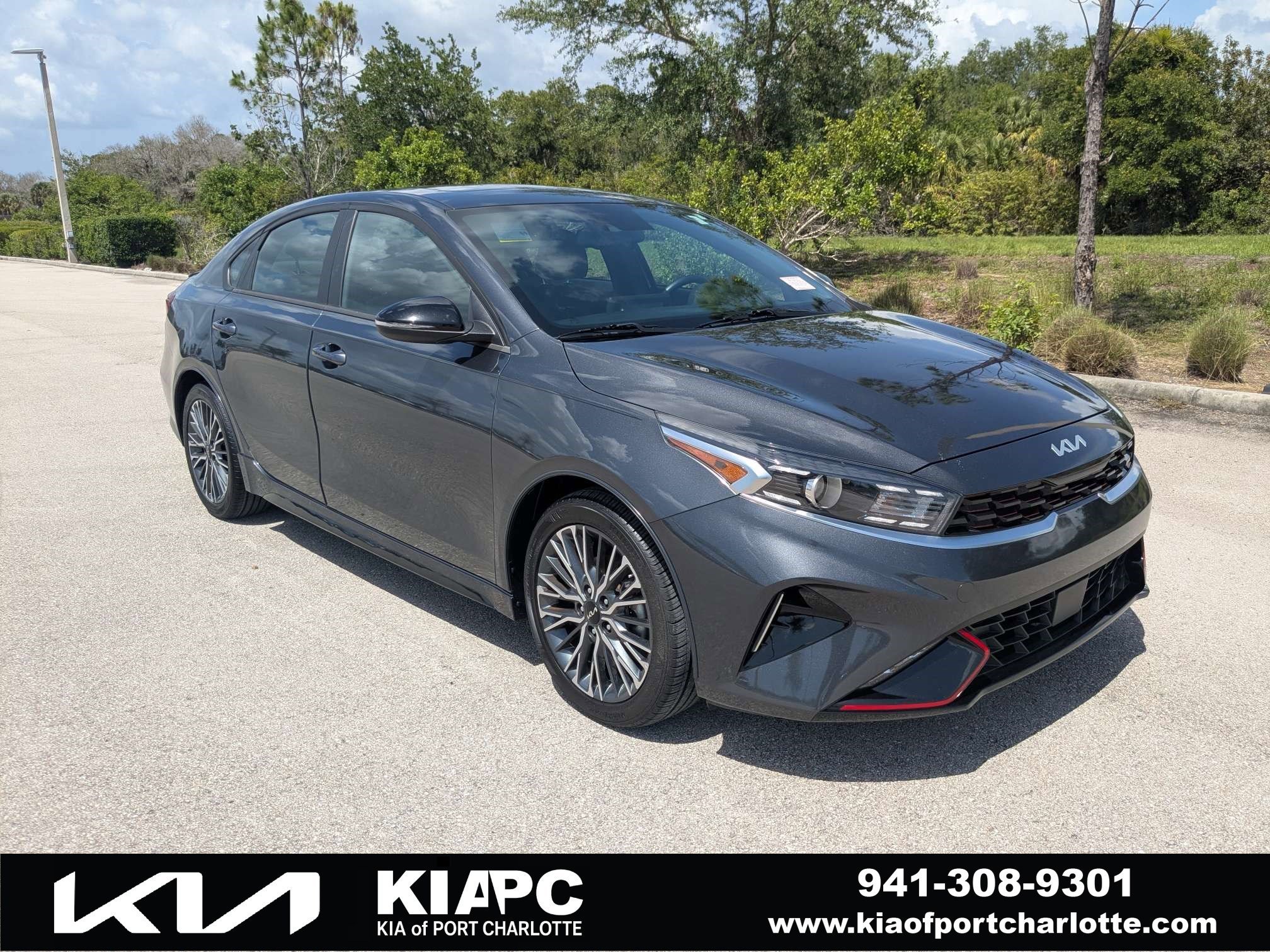 2024 Kia Forte GT-Line AT's photo