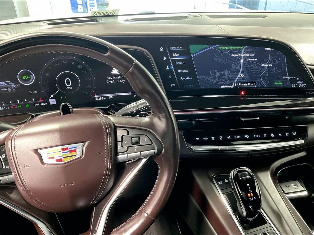 Used 2024 White Cadillac Sport Platinum image 19