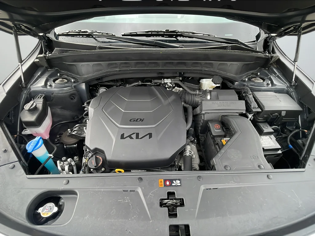 Used 2022 Gray Kia EX image 40
