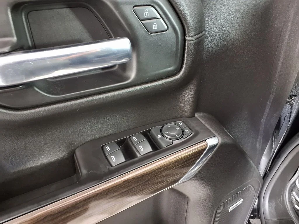 Used 2020 Black Chevrolet LT Trail Boss image 14