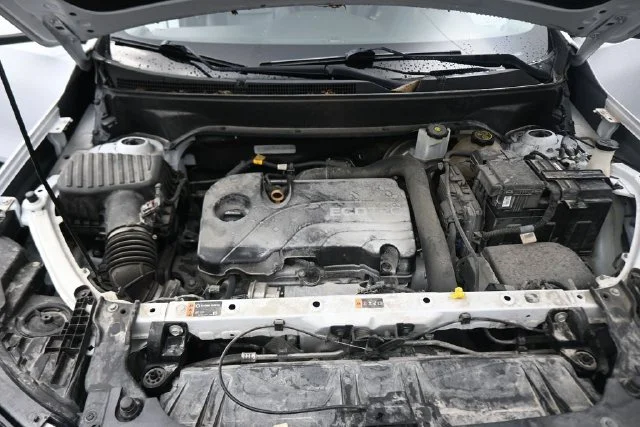 Used 2019 White GMC SLT image 12