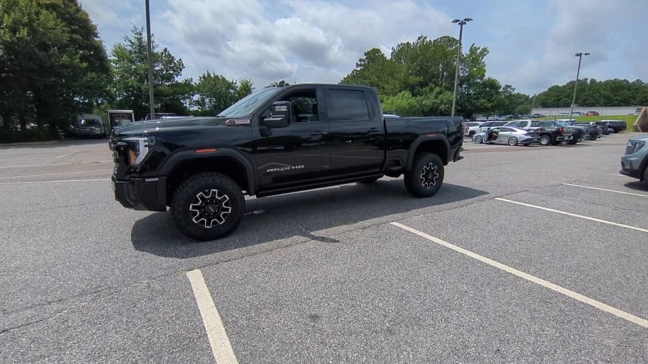 New 2026 Onyx Black GMC AT4X image 4