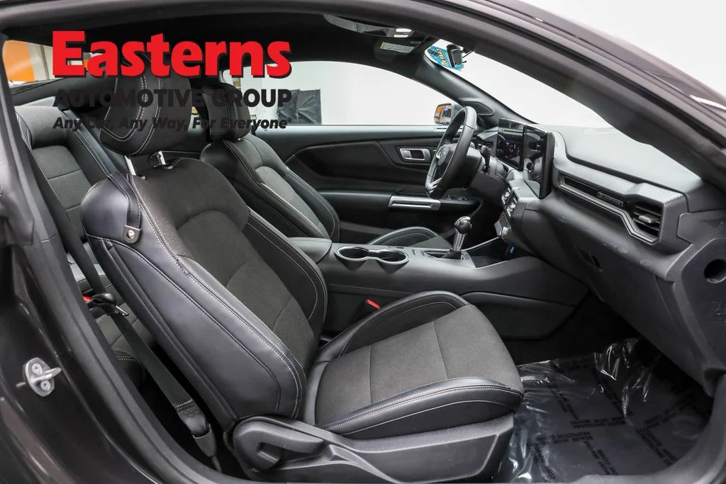 Used 2024 Gray Ford EcoBoost image 21