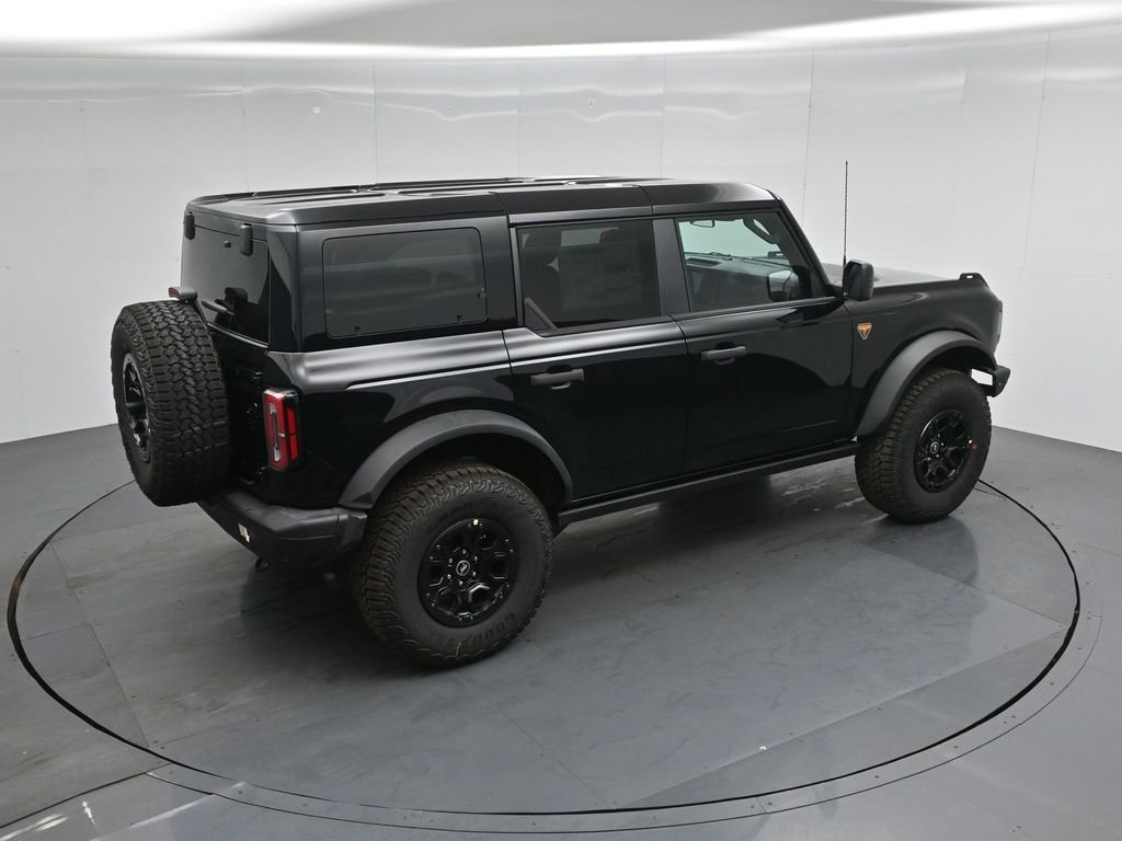 New 2026 Shadow Black Ford Badlands image 40