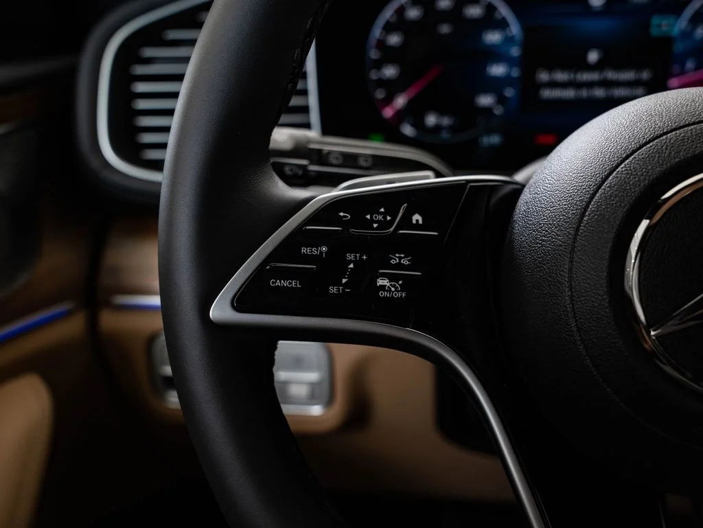 New 2026 Twilight Blue Metallic Mercedes-Benz GLS 450 image 32