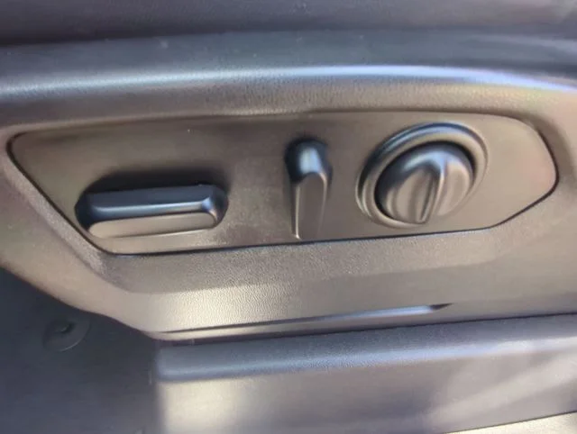 Used 2019 Red Chevrolet LT image 13