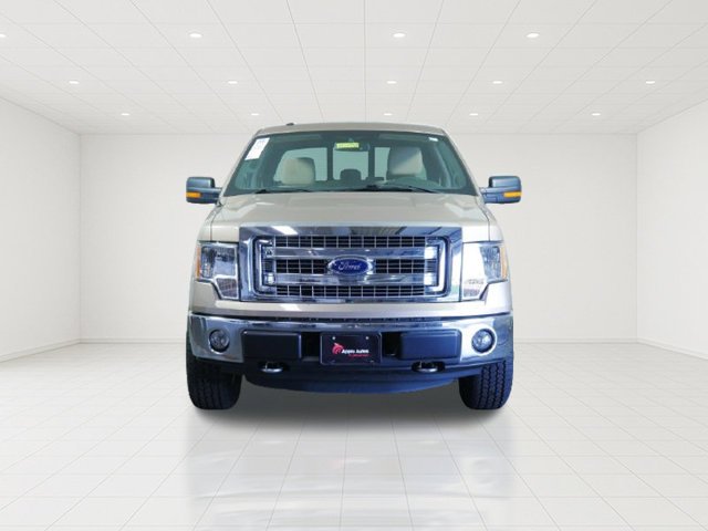 Used 2013  Ford XLT image 2