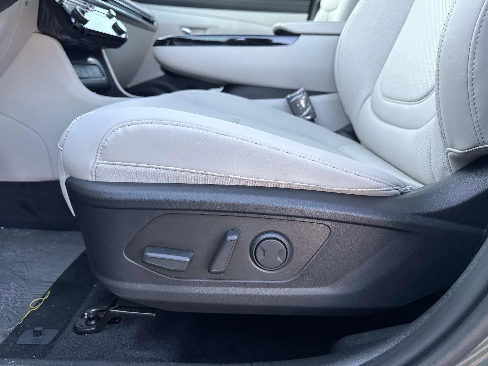 2025 Hyundai Tucson SEL Convenience - Photo 19