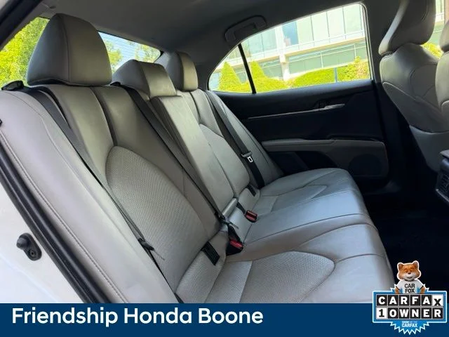 Used 2022 Beige Toyota XLE image 39