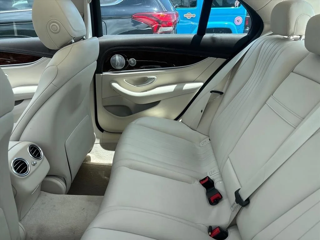 Used 2019 White Mercedes-Benz E 300 image 17