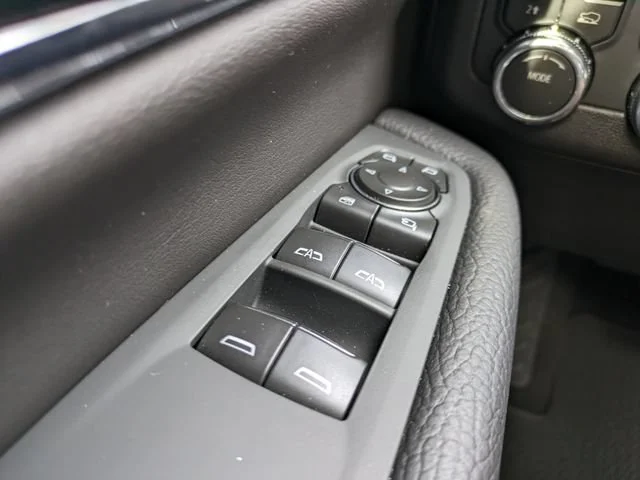 2026 GMC Yukon XL Denali - Photo 23