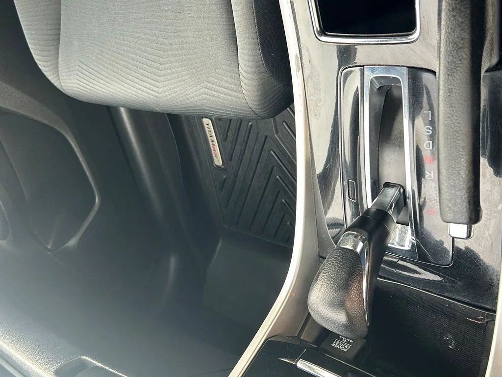 Used 2016 Gray Honda LX image 18
