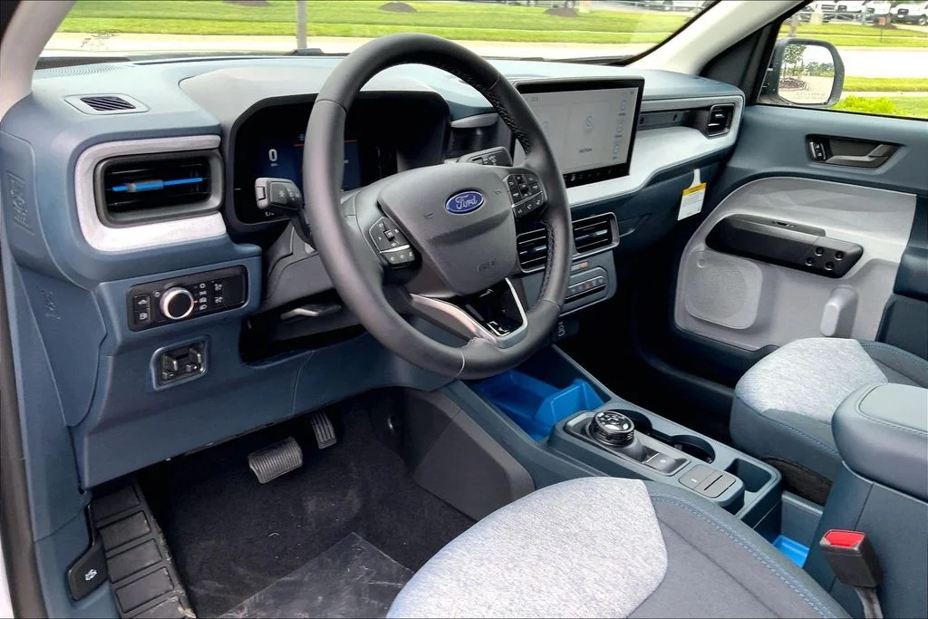 New 2026 Space White Metallic Ford XLT image 13