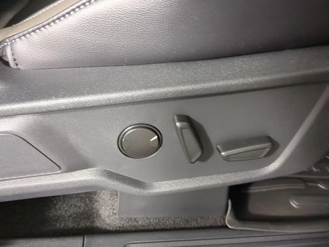 New 2026 Marsh Gray Ford Outer Banks® image 19