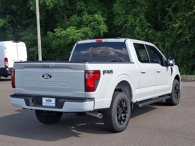 New 2026 Avalanche Ford XLT image 4