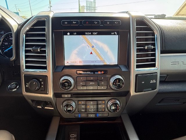 Used 2017 Black Ford Platinum image 18