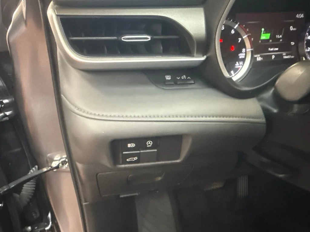 Used 2023 Gray Toyota XLE image 23