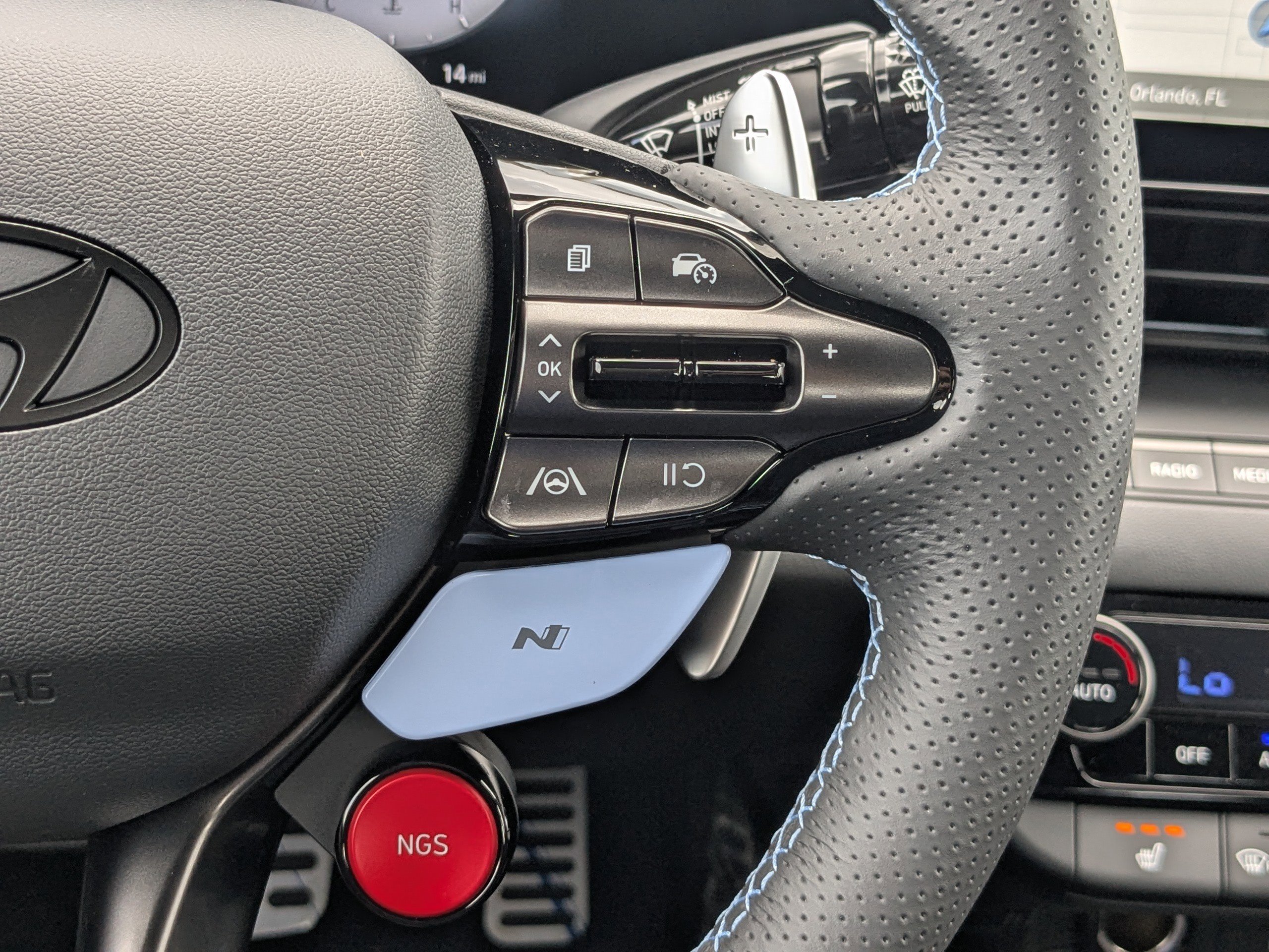 2026 Hyundai Elantra N - Photo 31