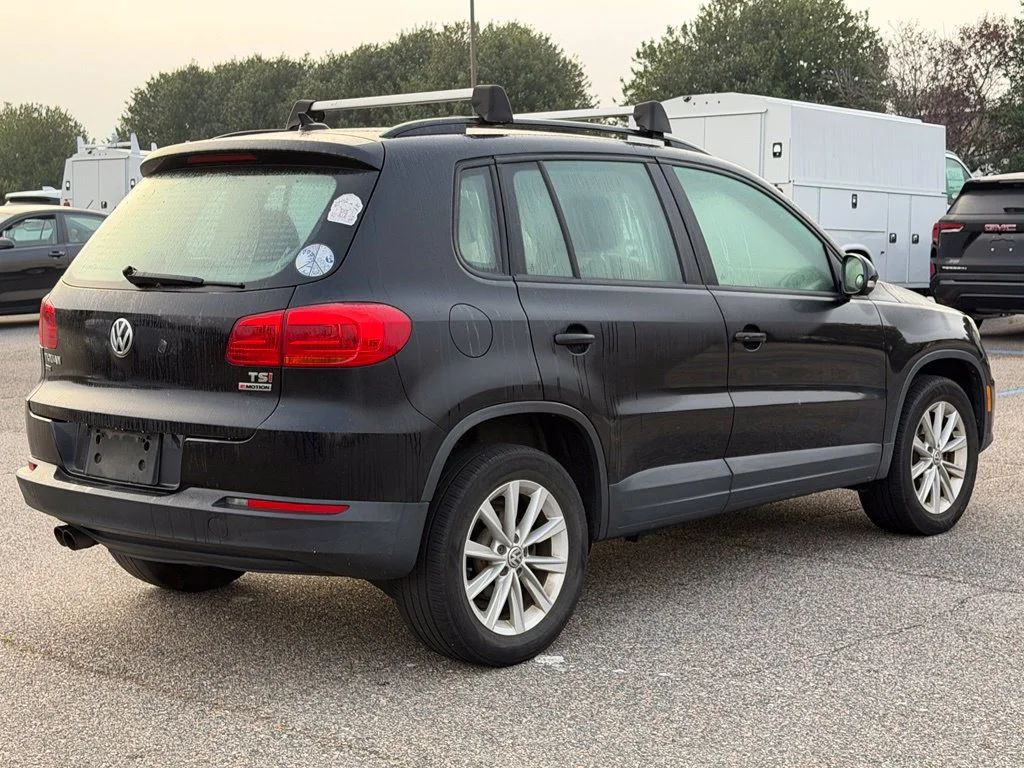 Used 2017 Black Volkswagen 2.0T image 7