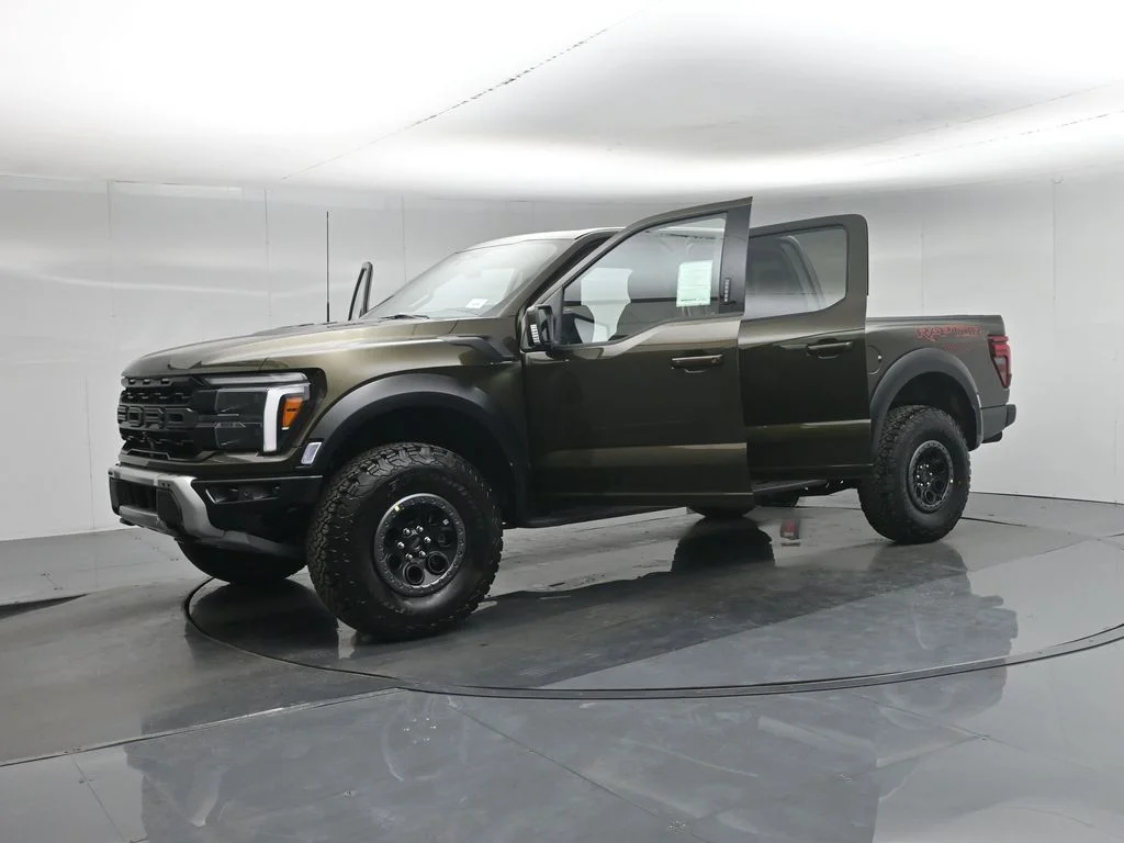 New 2026 Shelter Green Ford Raptor image 33