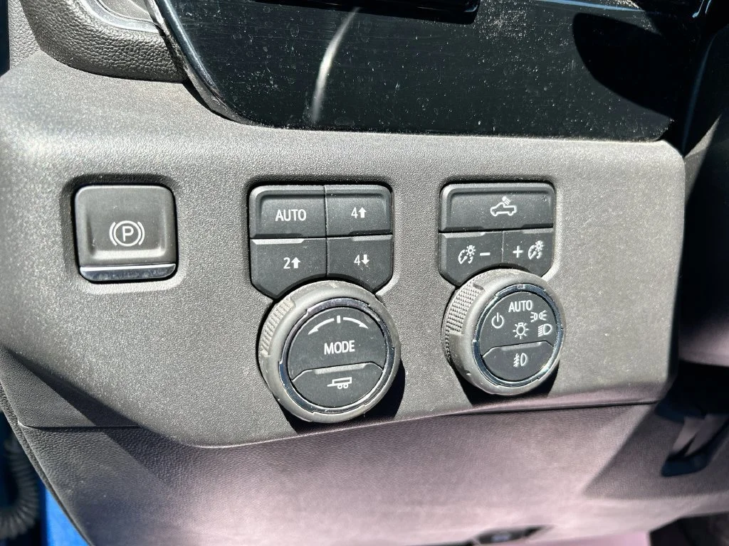 Used 2022 Glacier Blue Metallic Chevrolet LT Trail Boss image 20