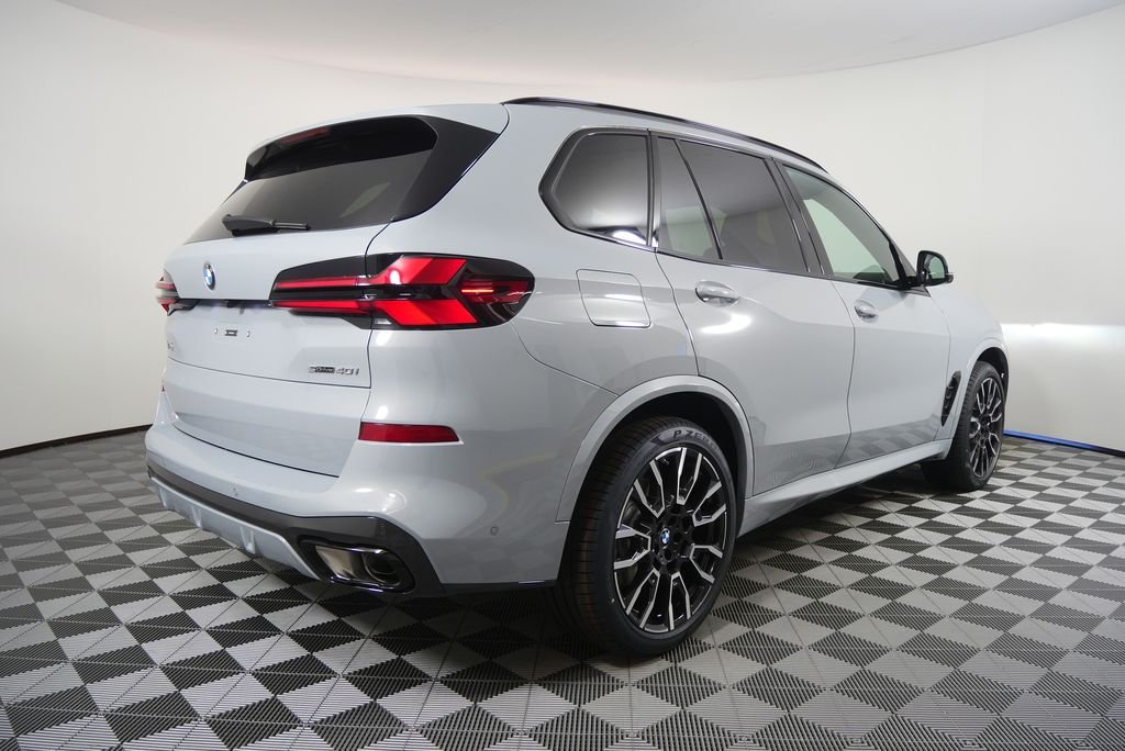 Used 2026 Brooklyn Grey Metallic BMW sDrive40i image 3