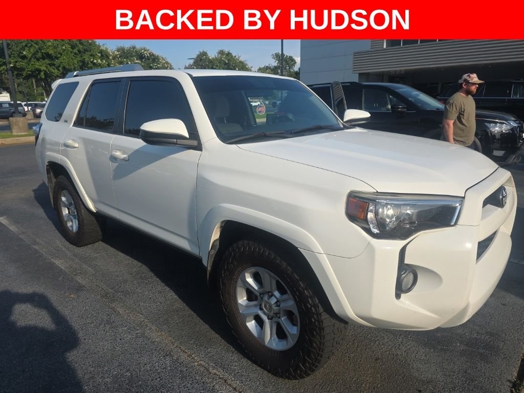Used 2017 White Toyota SR5 image 3