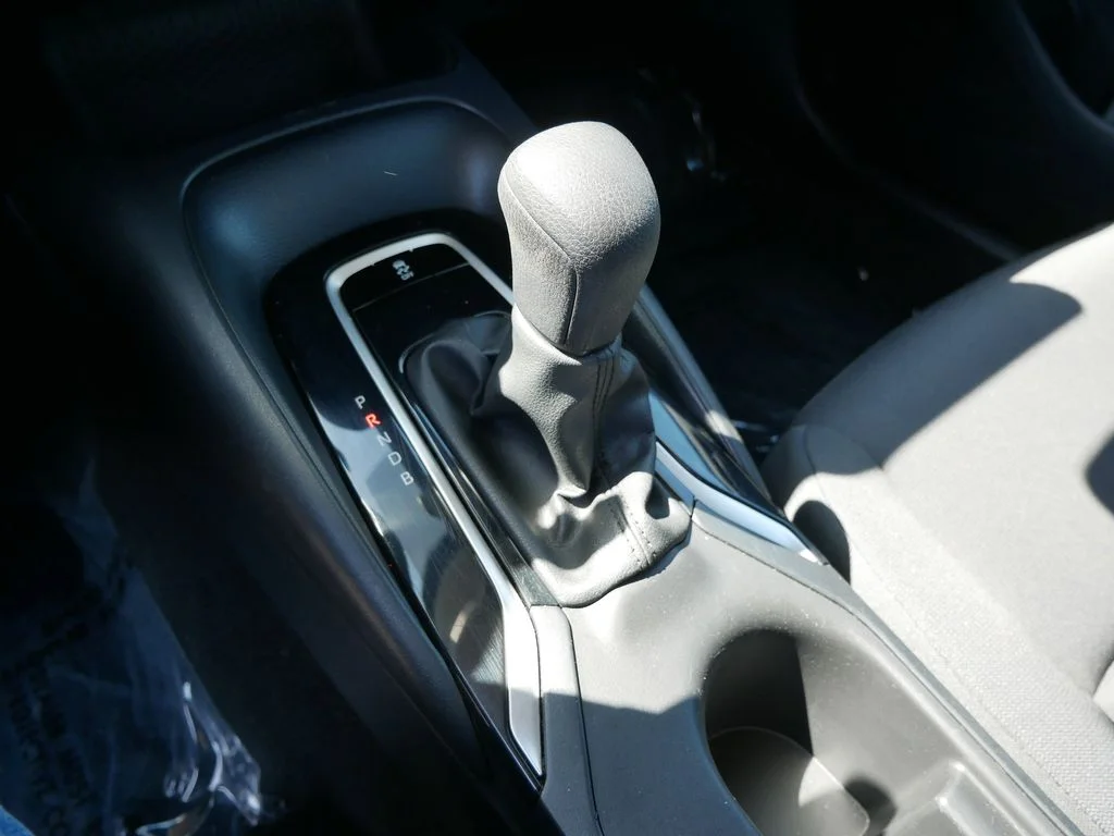 Used 2024  Toyota LE image 18