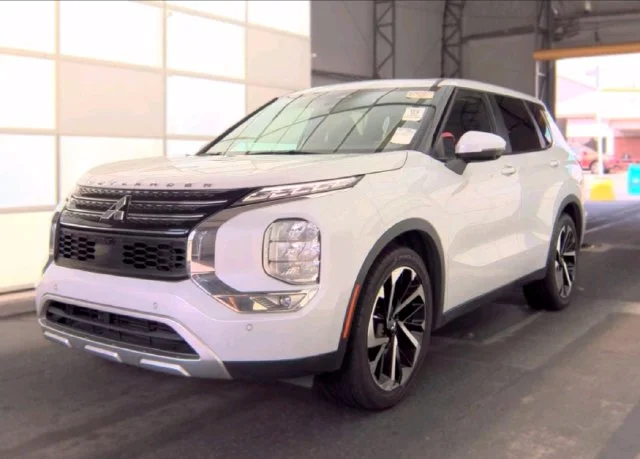 2024 Mitsubishi Outlander