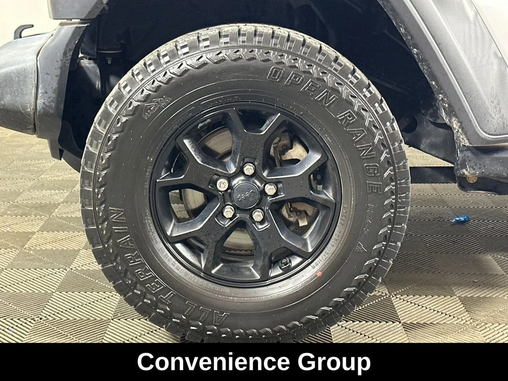 Used 2020 White Jeep Unlimited Sport image 8