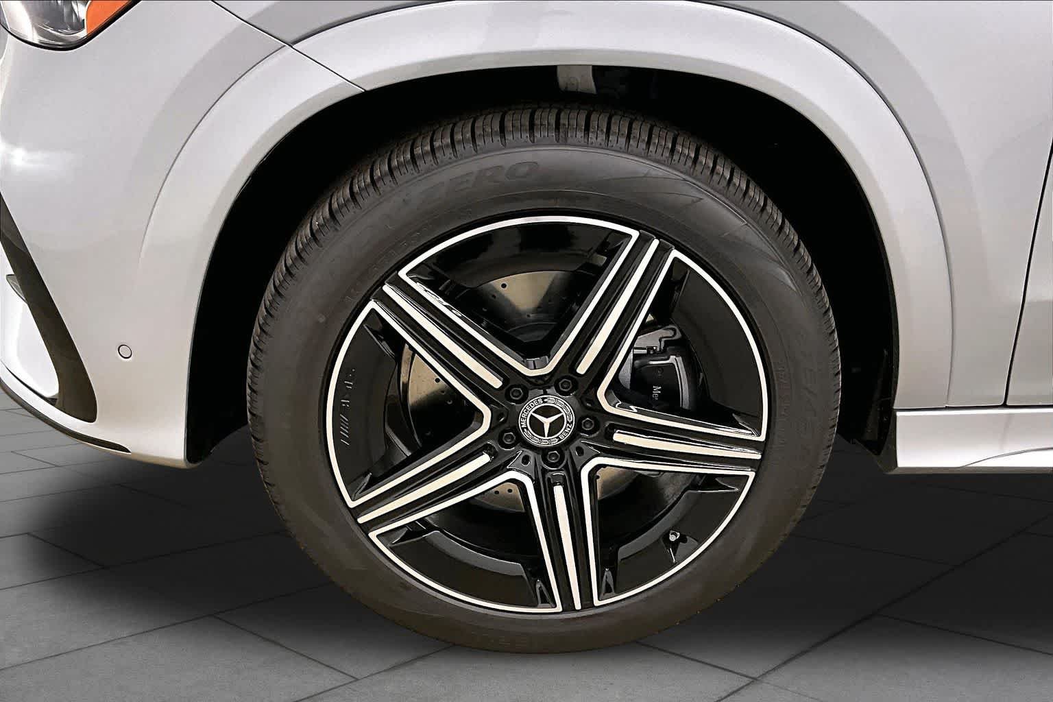 New 2026 Cirrus Silver Metallic Mercedes-Benz GLE 450 image 11