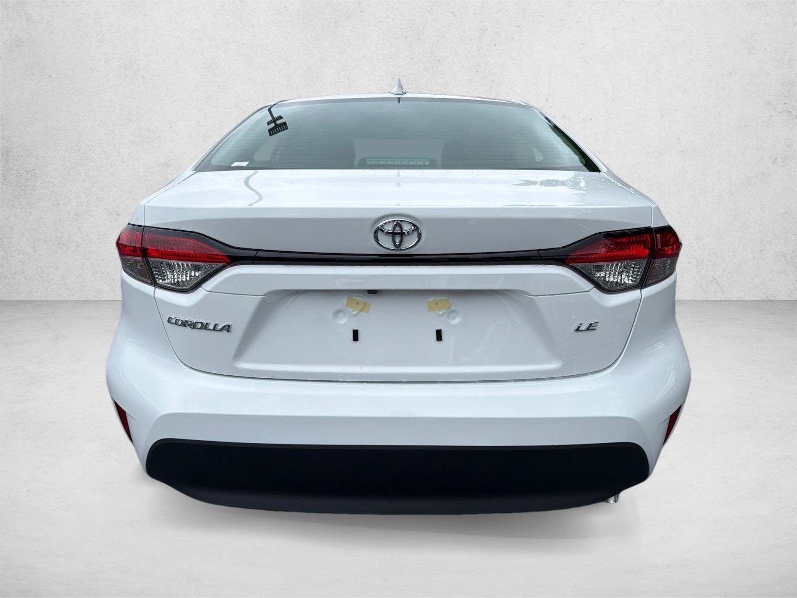 New 2026 Ice Cap Toyota LE image 4