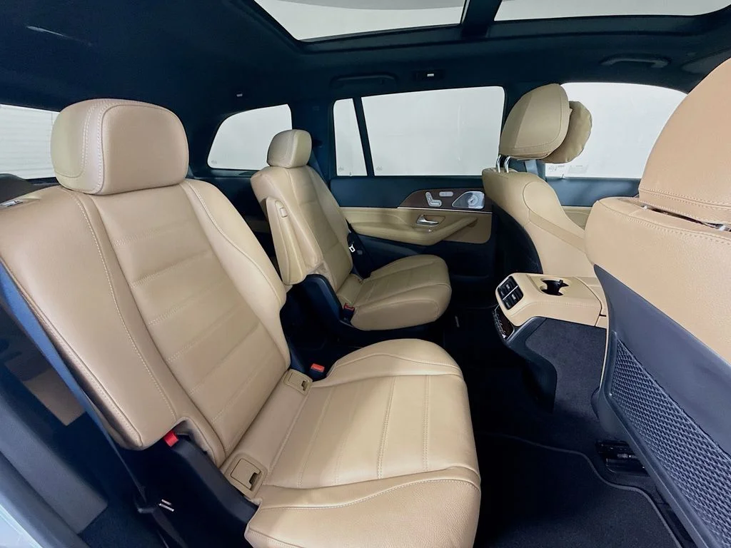 New 2026 Polar White Mercedes-Benz GLS 450 image 30