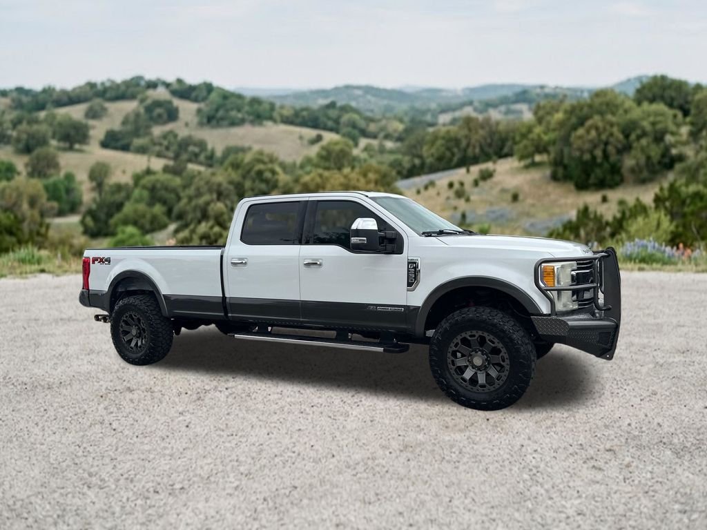 Used 2017 White Ford Lariat image 14