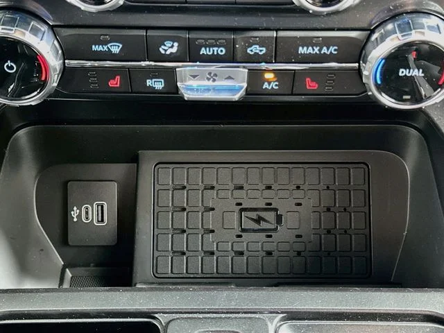 New 2026 Black Ford XLT image 18