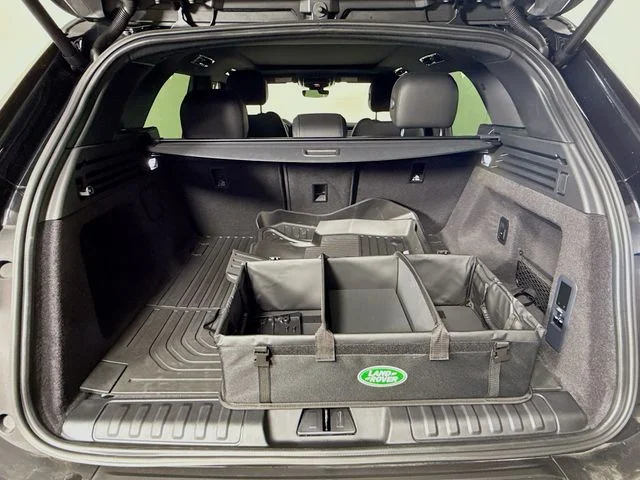 Used 2025 Black Land Rover S image 28