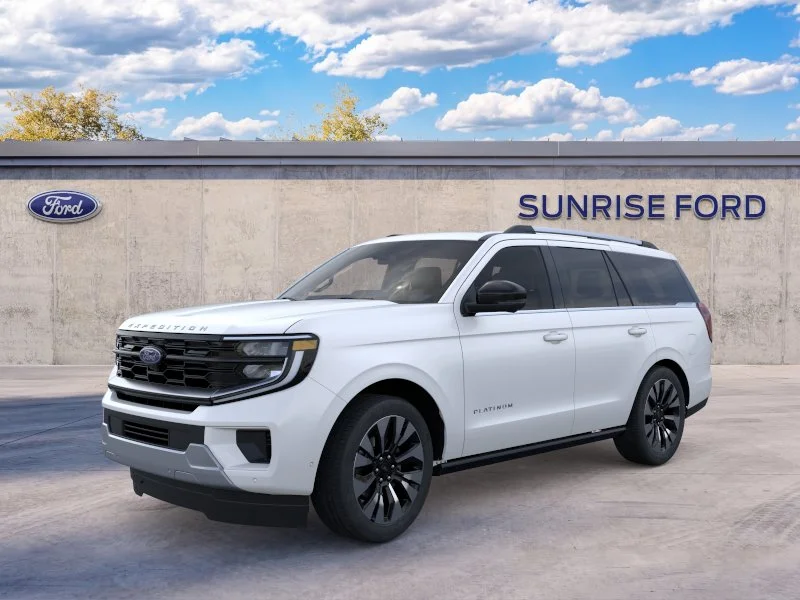 New 2026 Star White Metallic Tri-Coat Ford Platinum® image 1