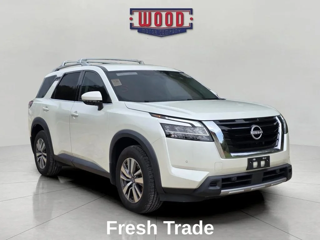 Used 2024 Pearl White Tricoat Nissan SL image 1