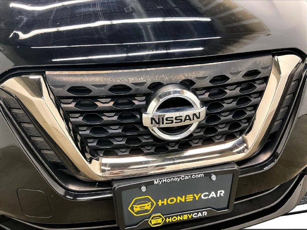 Used 2020 Black Nissan SR image 31