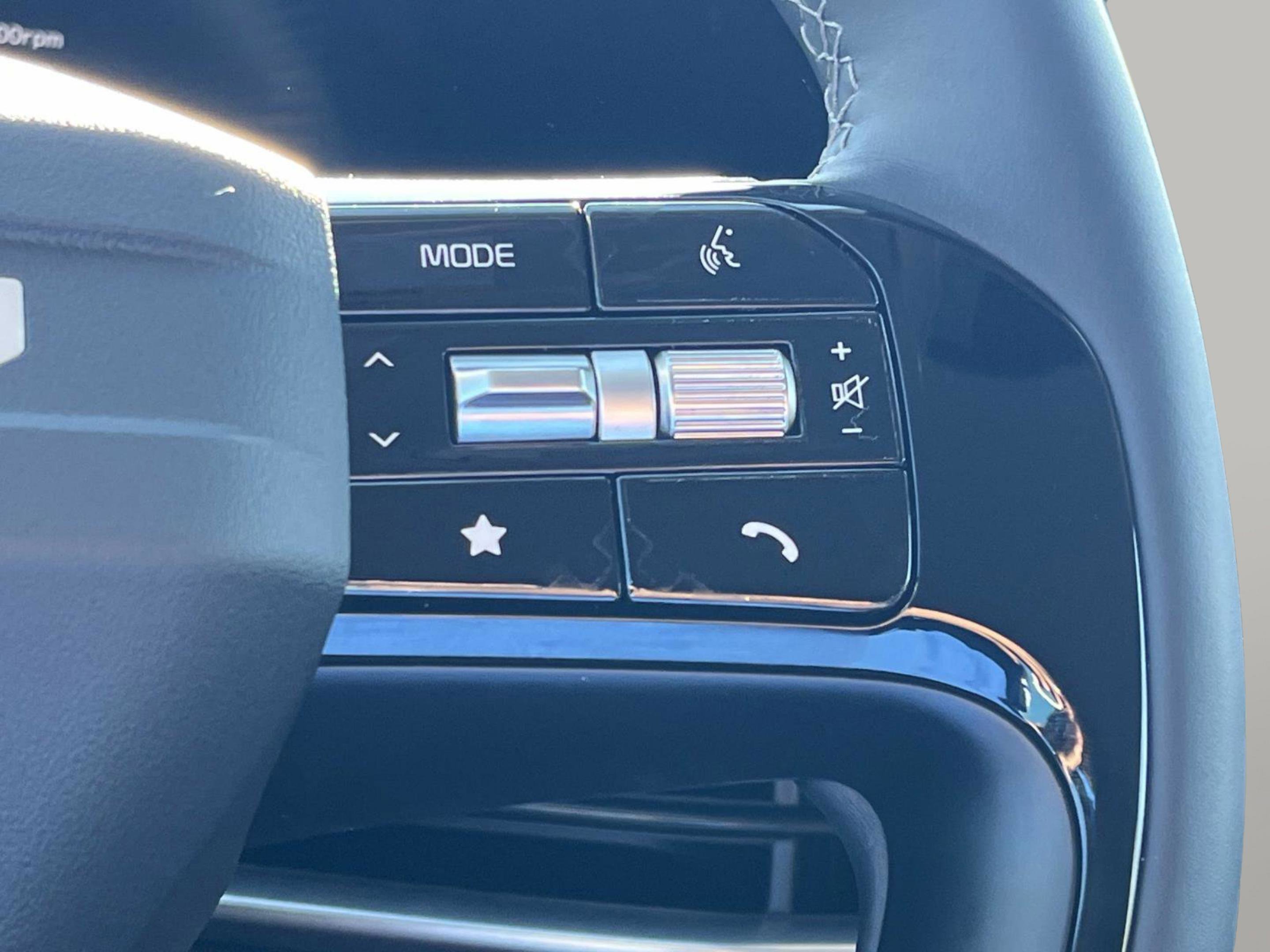 New 2026 Glacial White Pearl Kia S image 27