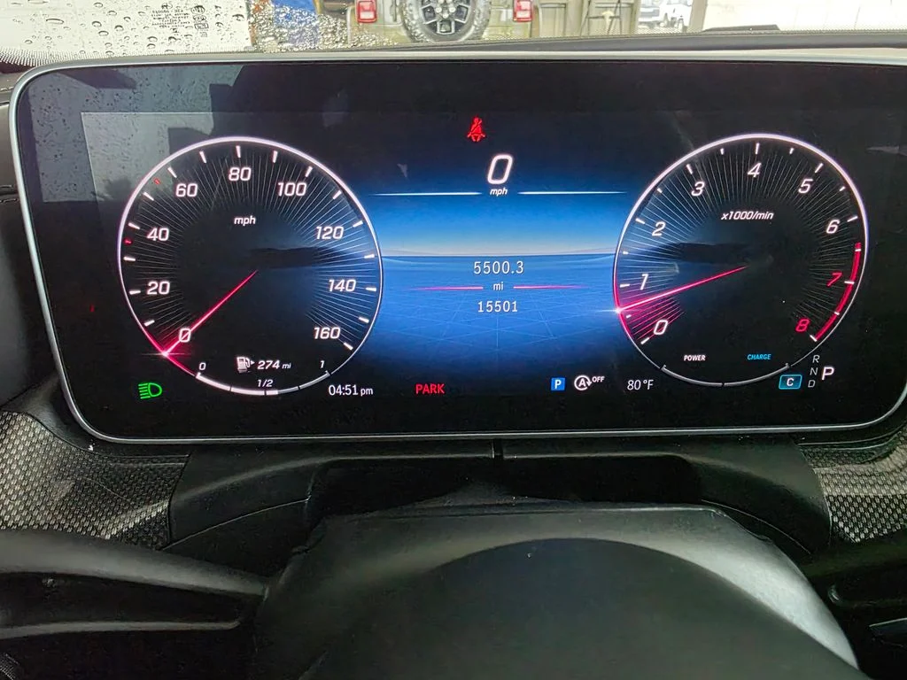 Used 2022 White Mercedes-Benz GLC 300 image 27
